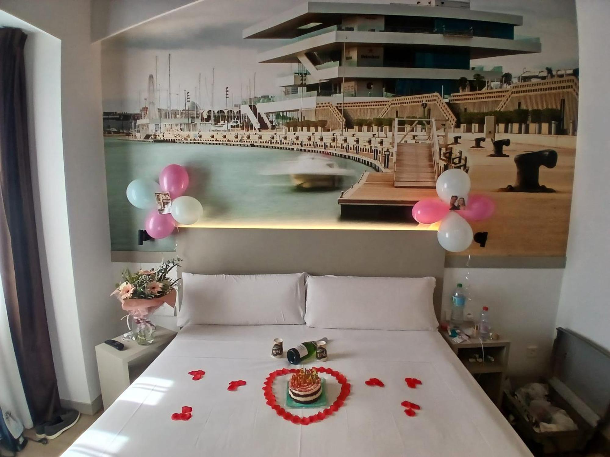 Hotel Bestprice Valencia Exteriör bild